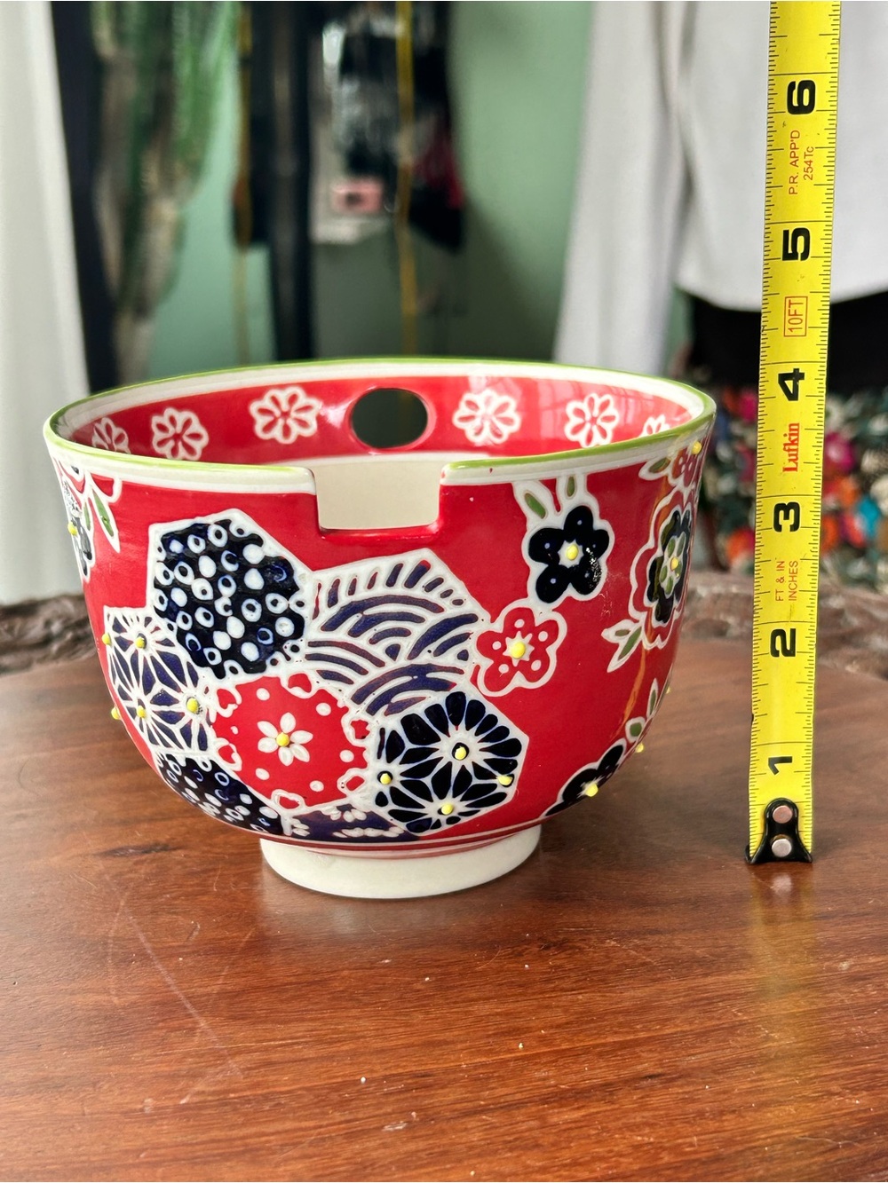 Mina Designs by FMC Ceramic Yarn Bowl Red Floral Knitting Crochet Holder